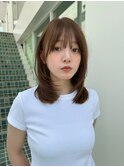レイヤーカットミディアムレイヤーヘーゼルベージュ