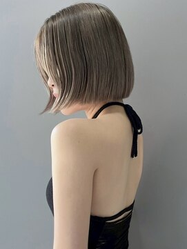 リン 原宿(RiN.) 切りっぱなしボブレイヤーボブフレンチボブバタフライカット