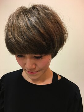 ヘアーバイモンキー(Hair by Monkey) マッシュショート