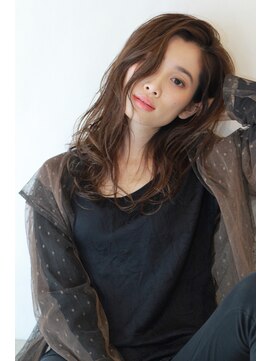 ラグゼ(Luxe) ルーズウェーブ 【Luxe 高橋】 表参道