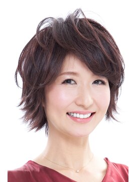 ルシア ヘア(Lucia hair) 束感ショートレイヤー