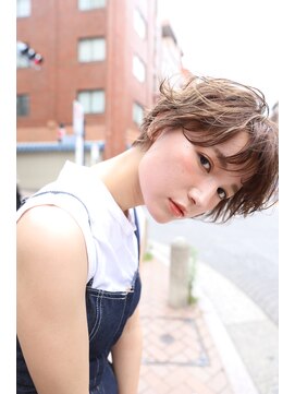 エクリボンヌ(equri bonne) 大人かわいい丸みショート