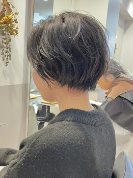 グラフ 銀座(GRAFF) 大人可愛い20代30代40代前下がりショートボブ【GRAFF銀座】