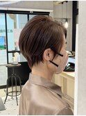 コンパクトなショートボブ
