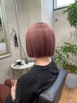 ロナバイソル(lona by SoL) ブラウンピンク×切りっぱなしボブ