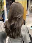 ラベンダーグレージュ　レイヤーカット　韓国ヘア