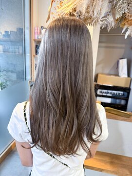 レオン(Re:ON) グレージュカラー