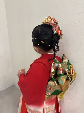 ウィット(8) 七五三★上品クラシカル和装アップ×金箔アレンジ