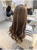 ベージュ×エクステハイライト