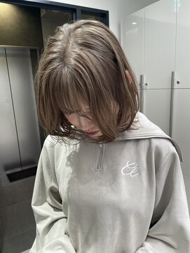 ソル 栄矢場町(SOL) ミルクティーベージュ/グレージュカラー/レイヤーボブ