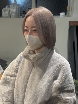 オリ(oli) ケアブリーチでつくるペールベージュ