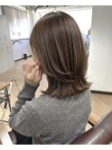 【raffine小森】ミディアム外はねレイヤー/艶ベージュ/20代30代