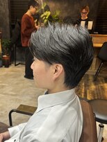 フレイム(FLAME)&nbsp;毛流れセンターパート　ミディアムヘア
