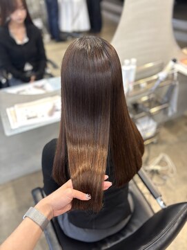 リラクオーレ 三宮 元町(LIRA CUORE) ツヤツヤ髪質改善縮毛矯正