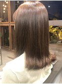柔らかベージュの外はねロブ