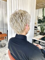 ヴィアルス 美園店(VIARS)&nbsp;ホワイトベージュ/ホワイトカラー/ハイトーンヘア