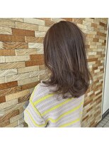 チーク(CHiiK)&nbsp;ベージュ