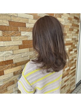 チーク(CHiiK) ベージュ