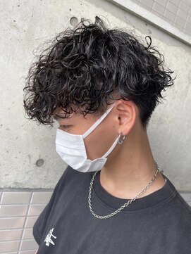 マウナケア(Maunacare) 波巻きスパイラルパーマツイストパーマツーブロックマッシュ