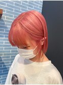 ピンクベージュ