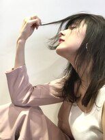 ビュートリアム 梅田(BEAUTRIUM)&nbsp;ミディアム/ロング/レイヤーカット/顔周り/大阪/梅田