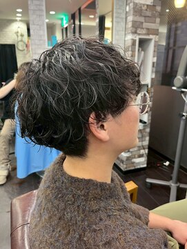ヘアーメイク ロージー 北18条店(HAIR MAKE ROSY) 波巻きツイストスパイラルパーマツーブロック刈り上げ