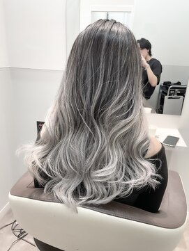 サロウィン 高崎(SALOWIN) バレイヤージュ