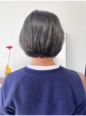 20代30代秋冬暗髪カラーレイヤーボブパーマ小顔ショート