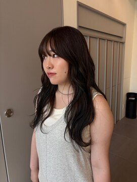 ローレンアオ(LOREN AO) ミディアムヘア/暗めカラー/グランマッシュ/矢場町