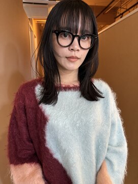 モクレン(mokuren.) ワイドバングレイヤースタイル