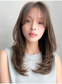大人ガーリー似合わせミディアムレイヤーカットダークアッシュ