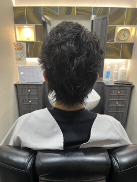 グレイスフル バーバープラチナム 六本木店(Graceful Barber platinum) フェザー×ショートウルフ