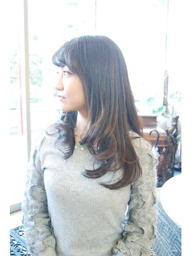 ベル(BELL) 透明感とツヤが良い感じです♪AVEDAカラー【BELL桜新町/用賀】