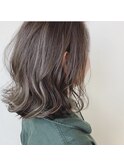 アッシュをしっかりきかせたグレージュ カラー