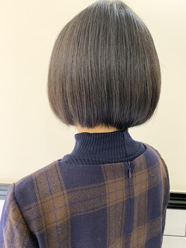 ビーハイブアヴェダ PARCO2店(BEHIVE AVEDA) [BEHIVE 高橋]　乾かして決まる丸みボブ