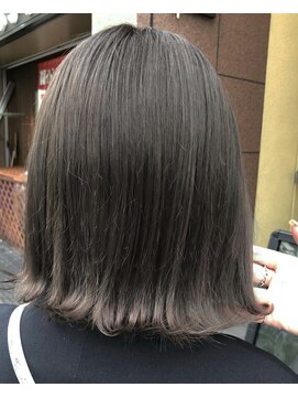 ミニョン(mignon) ダークグレージュ
