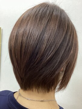 グラーフ(gra:f) ショートボブ