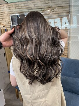 ラフ(LAFF) #バレイヤージュ#グレージュカラー#ボブウルフ#ココアベージュ