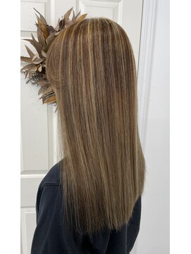 サロンドノア(Salon de NoA) セミロングヘア