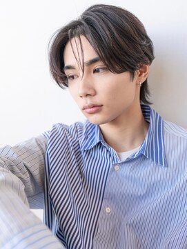 イオ 本厚木(io) 毛流れセンターパートウルフニュアンスパーマメンズカット