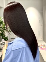 トリッカ シブヤ(TRICCA SHIBUYA)&nbsp;暖色/ボルドー/秋カラー/ストレート/20代30代40代/渋谷