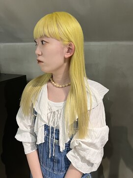 ニキータ(Nikiita) ペールイエロー