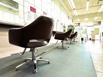 ハスカラー 井尻店の写真/【井尻駅徒歩1分】9時～18時まで受付しています！空いた時間でサッとメンテナンスができます！