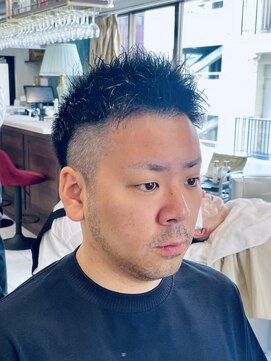 グレイスフルバーバーロンドン 大宮店(Graceful Barber London) 【30代 男性】ロンドンスパイキーツーブロ（大宮/バーバー）