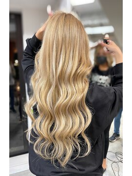 フツーロ 栄(FUTURO) #プルエクステ#プルシールエクステ#エクステ#髪質改善#栄#名古屋