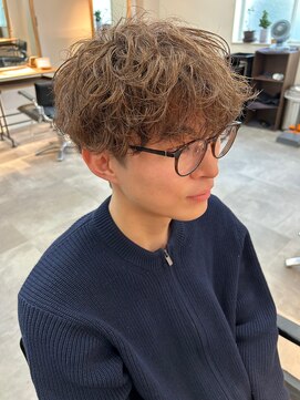 シーフ 千葉(Cyf) MEN’S HAIR/波巻ツイストスパイラル/フェザーパーマ/佐久間玲於