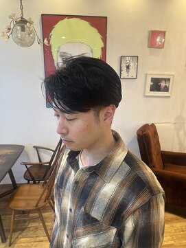 ルッツ(Lutz. hair design) 1/17 メンズセンターパート