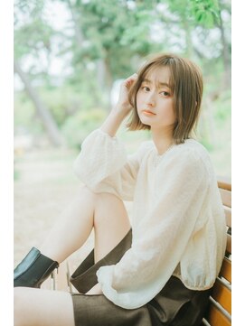 レイ(Ray) 外ハネミニボブ