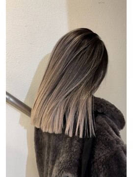 ブローチ(brooch) シャドールーツ クリアグレージュ 静岡 草薙