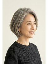 ボヌール 川西(Bonheur)&nbsp;【川西/伴限定】骨格診断×白髪ぼかしハイライトで作る大人ボブ